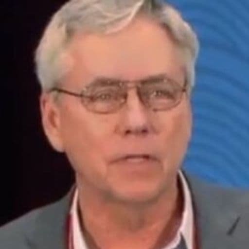 Carl Hiaasen