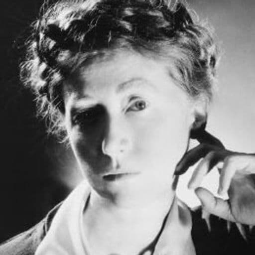 Marianne Moore